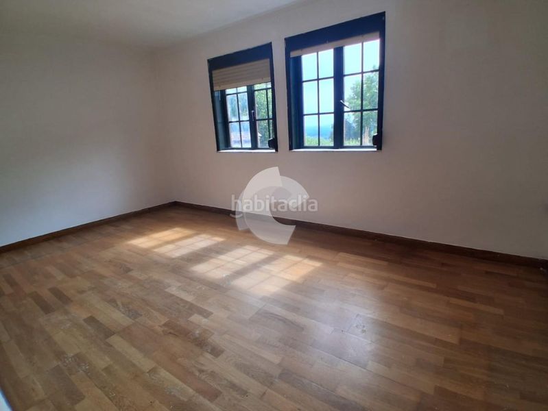 Foto b3aa372b-1068-4f87-a849-c18c0d34d165. Casa a Lalín