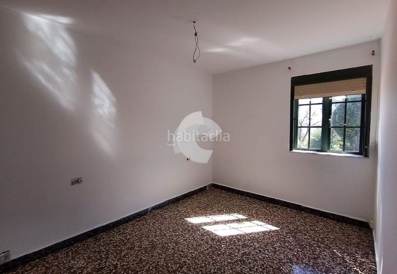 Foto f9fb8c80-d135-4117-9a45-4188624a3a64. Casa a Lalín
