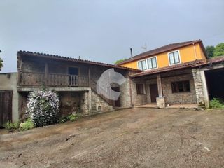 Haus in Lalín. Se vende casa tradicional gallega en lalín, pontevedra de 291 m