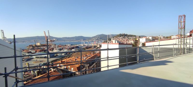 Foto 776c9995-bd3e-402f-b34a-9aa5f1cd1fbc. Àtic 130m<sup>2</sup> amb calefacció a Teis Vigo