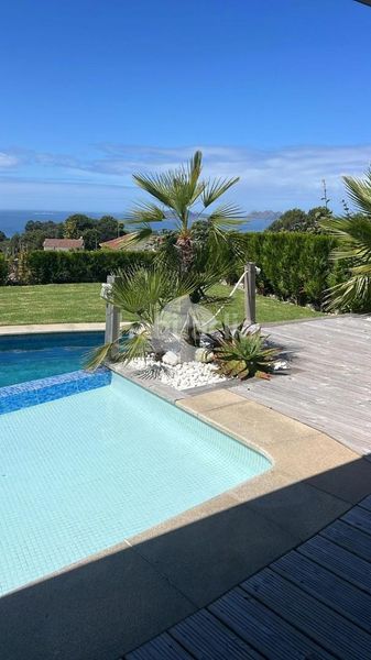 Foto aa9a5bbf-9742-434e-b857-bd8bc1123b2c. Casa amb aparcament piscina a Coruxo - Oia - Saiáns Vigo
