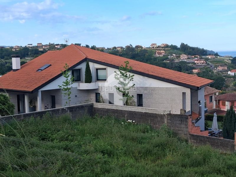 Foto ed6ab3c0-5f4b-4bcb-9720-08eedb409008. Casa amb aparcament piscina a Coruxo - Oia - Saiáns Vigo