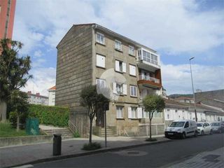 Appartement à Teis. Se vende piso en edificio de 4 plantas en zona residencial muy t