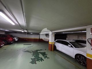 Car parking in Plaza España - Corte Inglés. Venta de plaza de garaje en la calle ecuador con muy buen acceso