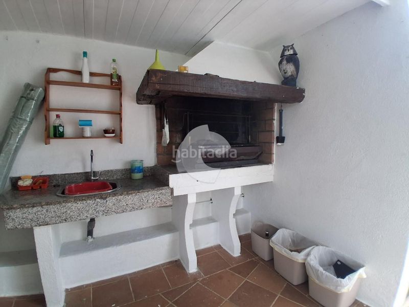 Foto cee2fbae-626b-4d66-bbf3-6a2261c55c76. Casa a Coiro Cangas