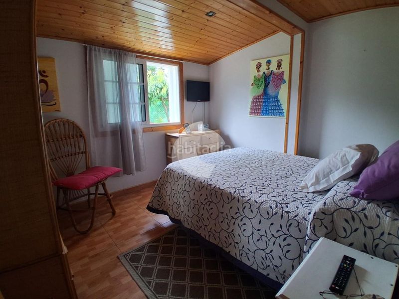 Foto d4dc599f-7a1d-4ad8-a3d8-fc6b180f3534. Casa a Coiro Cangas