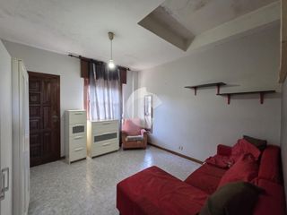 Casa adossada a Lavadores. Oportunidad de compra de casa adosada en plena ciudad de vigo !!