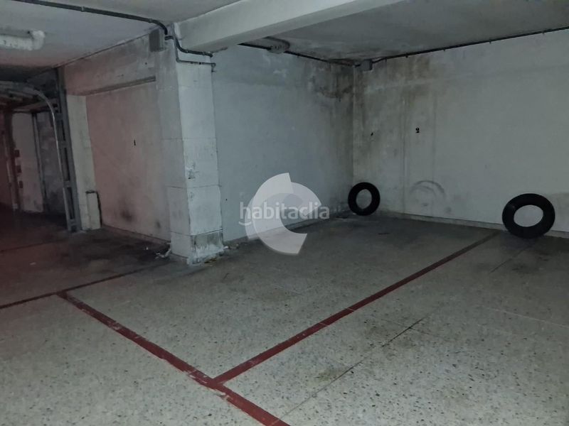 Foto 002e357f-a155-4e01-8a25-f504e0c9ed5b. Aparcament cotxe a Casco Vello Vigo