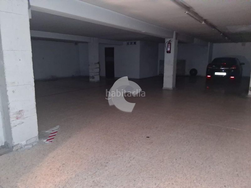 Foto 05a4d9d8-3de4-4d19-890e-0fd1c66aae49. Aparcament cotxe a Casco Vello Vigo