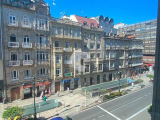 Appartamento in Centro - Areal. Espectacular venta de cuatro pisos uno por planta para reformar