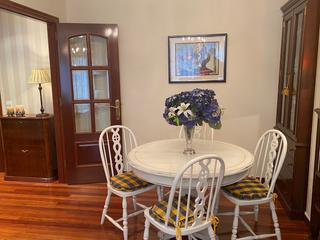 Appartement à Plaza España - Corte Inglés. Exclusiva propiedad en venta. vivienda de lujo con plaza de gara