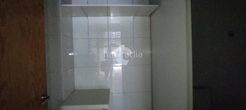 Foto b96d849b-dbe9-4b24-bdcd-33c106a17530. Affitto locale commerciale in O Castro Vigo