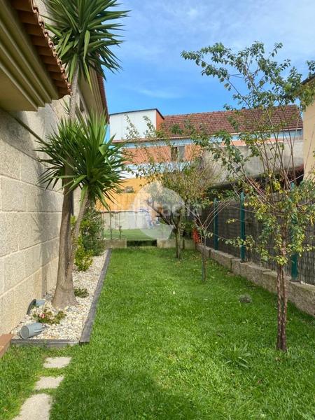 Foto 6ba0c4ec-cd8e-45b5-a234-99f790974fd7. Casa a Comesaña - Matamá Vigo