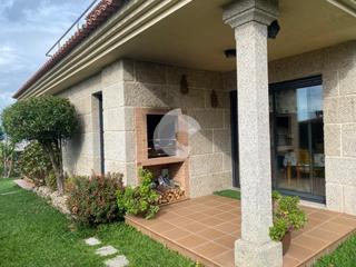 Casa a Comesaña - Matamá. Excepcional oportunidad de vivienda en la zona de matamá. unifam