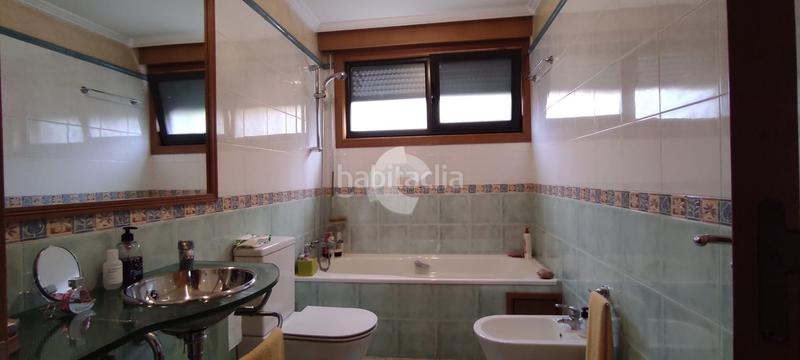 Foto 1d1929ec-7946-44c7-9348-b5a3e37d0f37. Maison dans Comesaña - Matamá Vigo