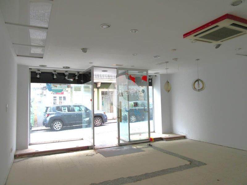 Foto a2196c6d-4b9f-4a0c-adf6-de526babc157. Local commercial dans maría 110 dans Centro Ferrol