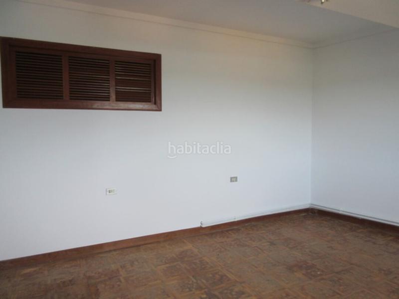 Foto 510523a0-2f1b-4a74-aadc-e70c3830b4e8. Piso descubre tu nuevo hogar en la hermosa rúa toeleira, ! te presentamos este encantador piso de 155 m, de los cuales 93 m son úti en Neda