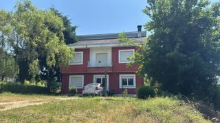 Casa a Crecente 9. Oportunidad de inversión vivienda unifamiliar independiente en s