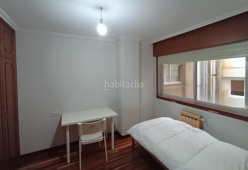 Foto e000484e-5ccf-4d3a-bf3a-19c08ad7f018. Piso  en venta en pleno centro de a coruña calle san andrés te presentamos este magnífico piso situado en el corazón de a coruña, en Coruña (A)