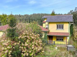 Casa  Ulfe chao. Conjunto rural con vivienda unifamiliar y finca en cerdido  gran