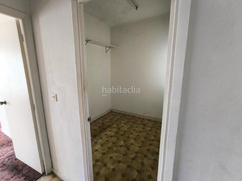 Foto 12f8862f-1590-44f1-b8bd-69442858e473. Piso luminoso piso exterior en a coruña excelente altura y orientación sur te presentamos este piso situado en a coruña, ideal tanto p en Coruña (A)