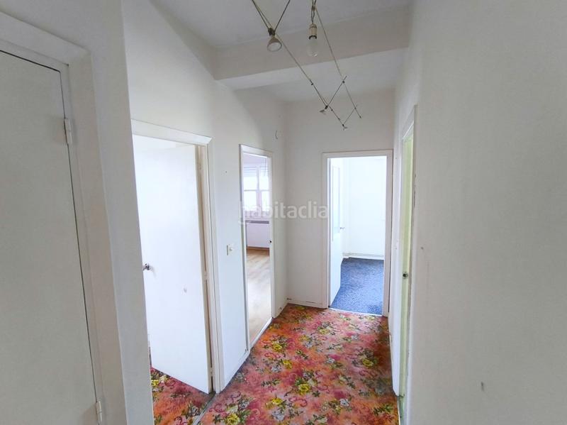 Foto ede9b5b6-1fcd-4147-a06e-7cfcb0748709. Piso luminoso piso exterior en a coruña excelente altura y orientación sur te presentamos este piso situado en a coruña, ideal tanto p en Coruña (A)