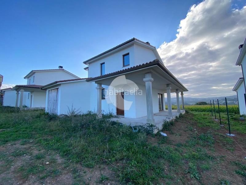 Foto 4cc7adf2-cd25-46cb-99b9-390518506420. Casa in Carballo