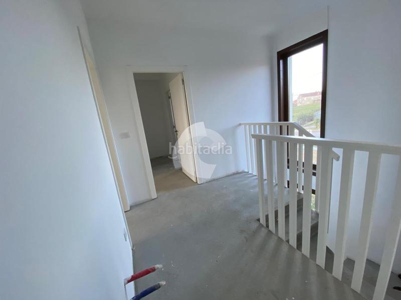 Foto 7adbab50-dde7-4ce7-bb00-1403bcd96a9a. Casa in Carballo