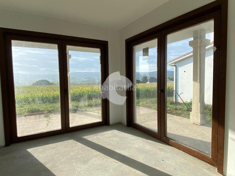 Foto e412cd4c-b37a-4c5d-a96f-dcbf4791d333. Casa in Carballo