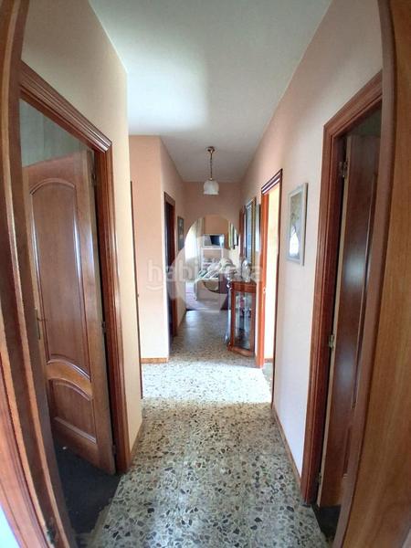 Foto 183b450c-cb74-4dab-9141-0d9fab300881. Casa in Bergondo