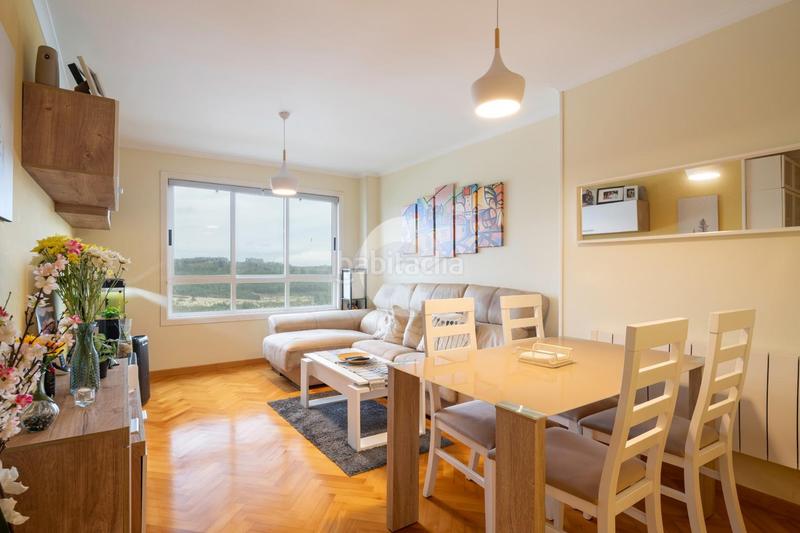 Foto a9f7cf7d-a59c-4465-96ac-31427819e54e. Zweistöckige wohnung in Mesoiro Coruña (A)