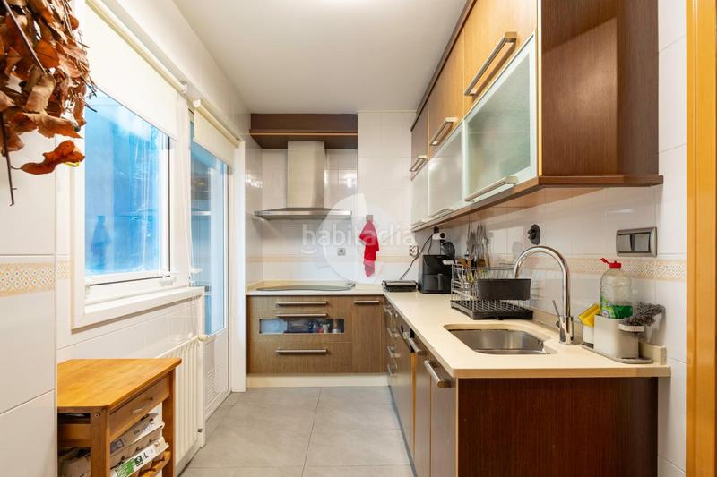 Foto dba796ff-1097-4d7c-a56a-6683ead7f4e2. Zweistöckige wohnung in Mesoiro Coruña (A)