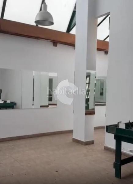 Foto c50522a9-f120-4980-8ea1-593d03814ac4. Local comercial a Agra del Orzán - Ventorrillo Coruña (A)