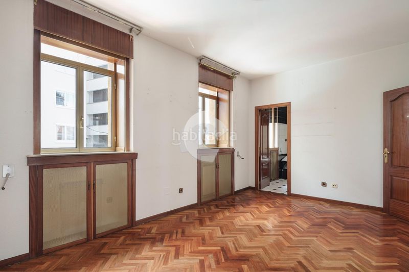 Foto 443fbb4d-c43e-47f4-b822-dd1e0ec5baf7. Casa adossada amb calefacció aparcament a Monte Alto - Zalaeta - Atocha Coruña (A)