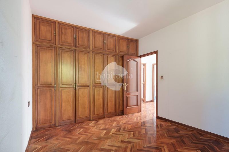 Foto 6ac12f14-1497-4e4e-88cb-046d5b3d3daf. Casa adossada amb calefacció aparcament a Monte Alto - Zalaeta - Atocha Coruña (A)