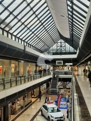 Miete Geschäftsraum in Cuatro Caminos - Plaza de la Cubela. Local comercial en alquiler ubicado en la segunda planta del cen