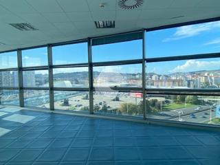 Lloguer Oficina a Someso - Matogrande. 1000 m de oficinas con gran visibilidad en la principal via de e