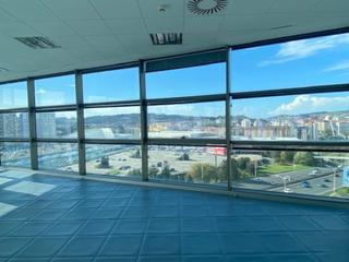 Location Bureau à Someso - Matogrande. 1000 m de oficinas con gran visibilidad en la principal via de e