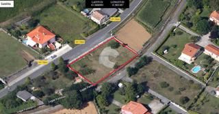 Residential Plot in Sada. Parcela con edificabilidad máxima 25  dispone de luz, agua y alc