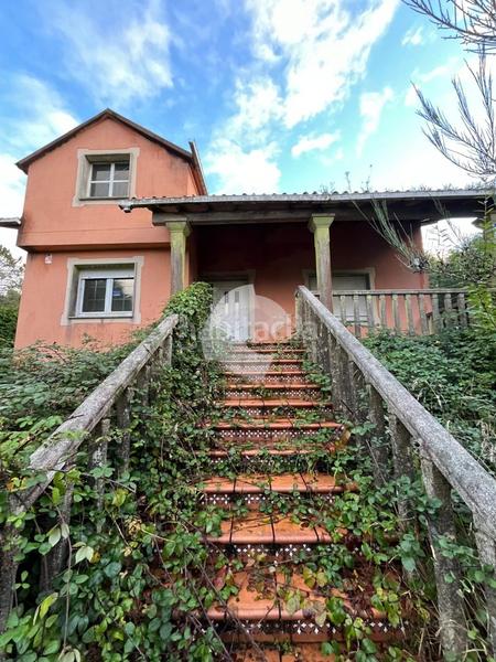 Foto 1d92c76a-756e-45be-8669-55b0f8fc8e78. Casa a Val do Dubra