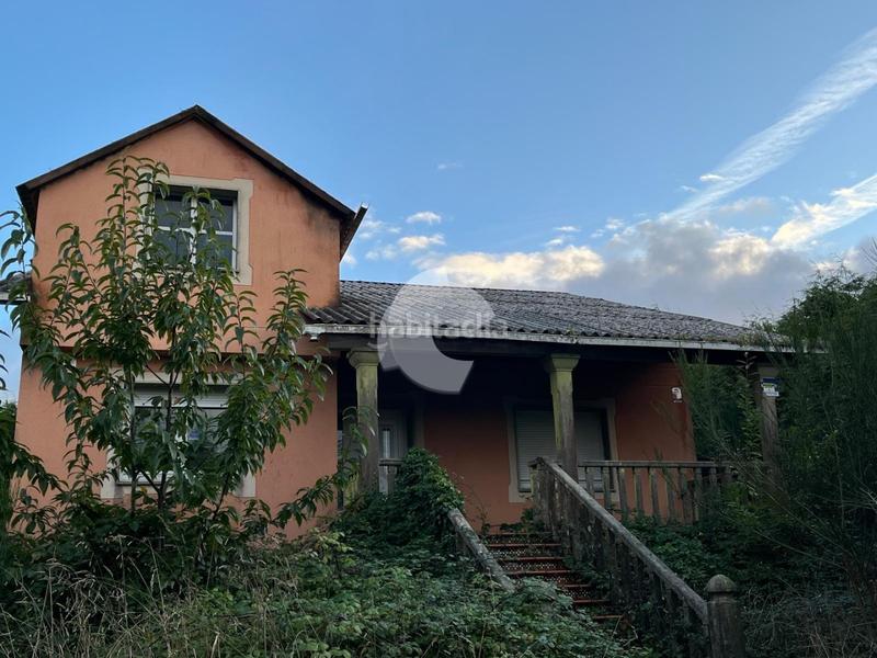 Foto c1646f69-0c2e-4a1c-ad1a-783be4d4ed7a. Casa a Val do Dubra