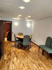 Rent Flat in Salesas - Foncalada - Campoamor. Piso en centro de oviedo  foncalada