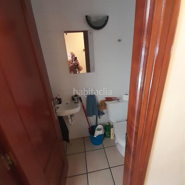 Foto f3cb97b6-2c07-4f25-bb27-77c8a3362533. Business premise in Lutxana - Llano Barakaldo