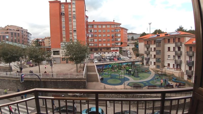 Foto 3db1d256-aaaf-4b15-8206-2c4fc4db2691. Piso  para entrar a vivir en Kabiezes Santurtzi