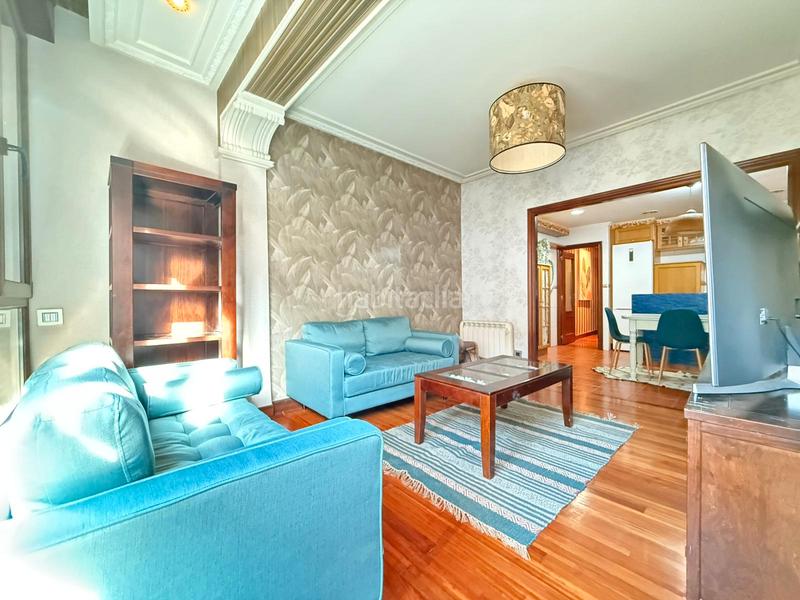 Foto 1bc08ddd-aa9b-48a1-90a4-86c58115b100. Piso  soleado y amplio en Casco Viejo - Muelle Portugalete