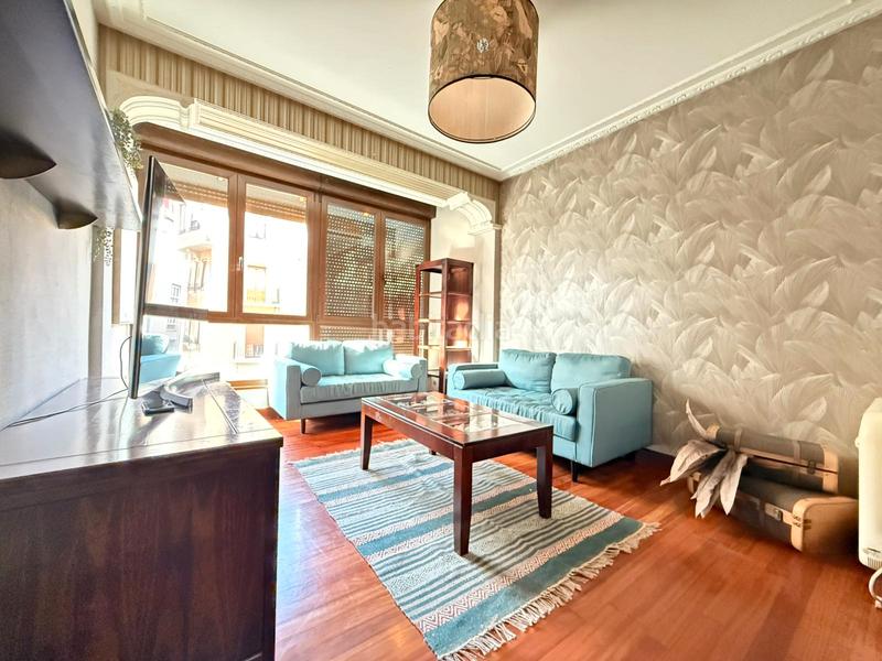Foto 546bb734-a4bd-44a2-9959-78dd447ef45d. Piso  soleado y amplio en Casco Viejo - Muelle Portugalete