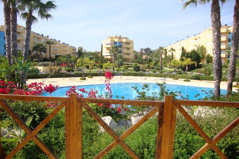 Foto f674cabb-54d8-45ab-87d9-d236c175e0c6. Apartament amb calefacció aparcament a Islantilla costa Islantilla