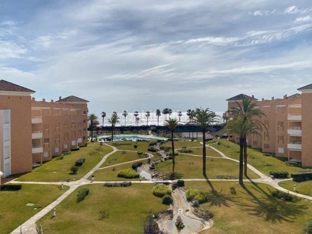 Foto ce75d3ee-ba2c-4997-883b-81c7e11b1ee3. Location appartement dans n/a dans Islantilla costa Islantilla