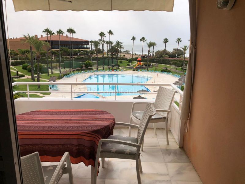 Foto b3c65d28-8ad5-4c93-834e-db983bd6c4ef. Apartament amb aparcament a Islantilla costa Islantilla