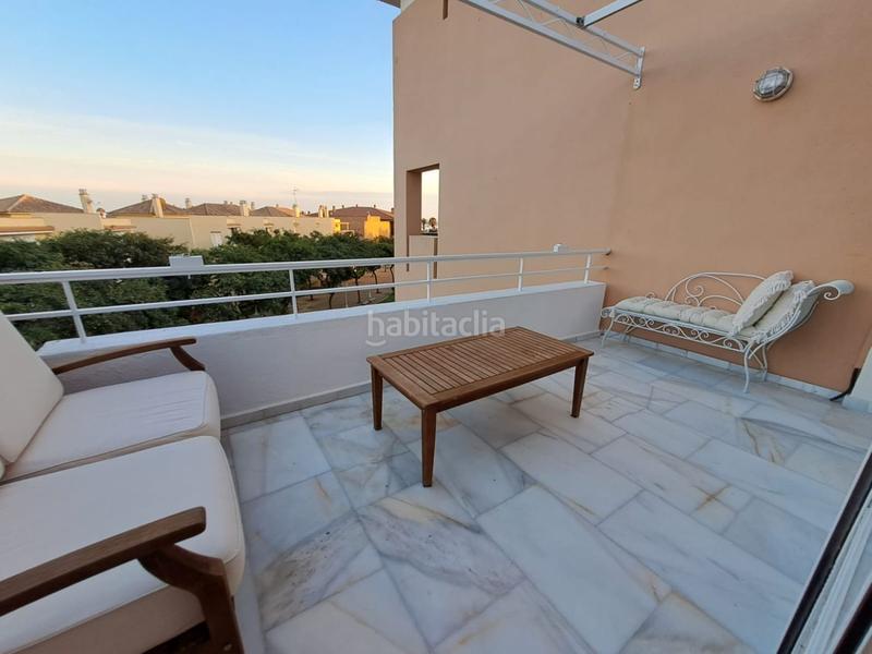 Foto ab408f23-b3d8-4e86-986d-1ad715aafd7a. Apartment with parking in Islantilla costa Islantilla